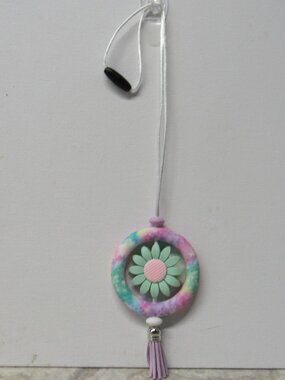Silicone Green Daisy Car Charm